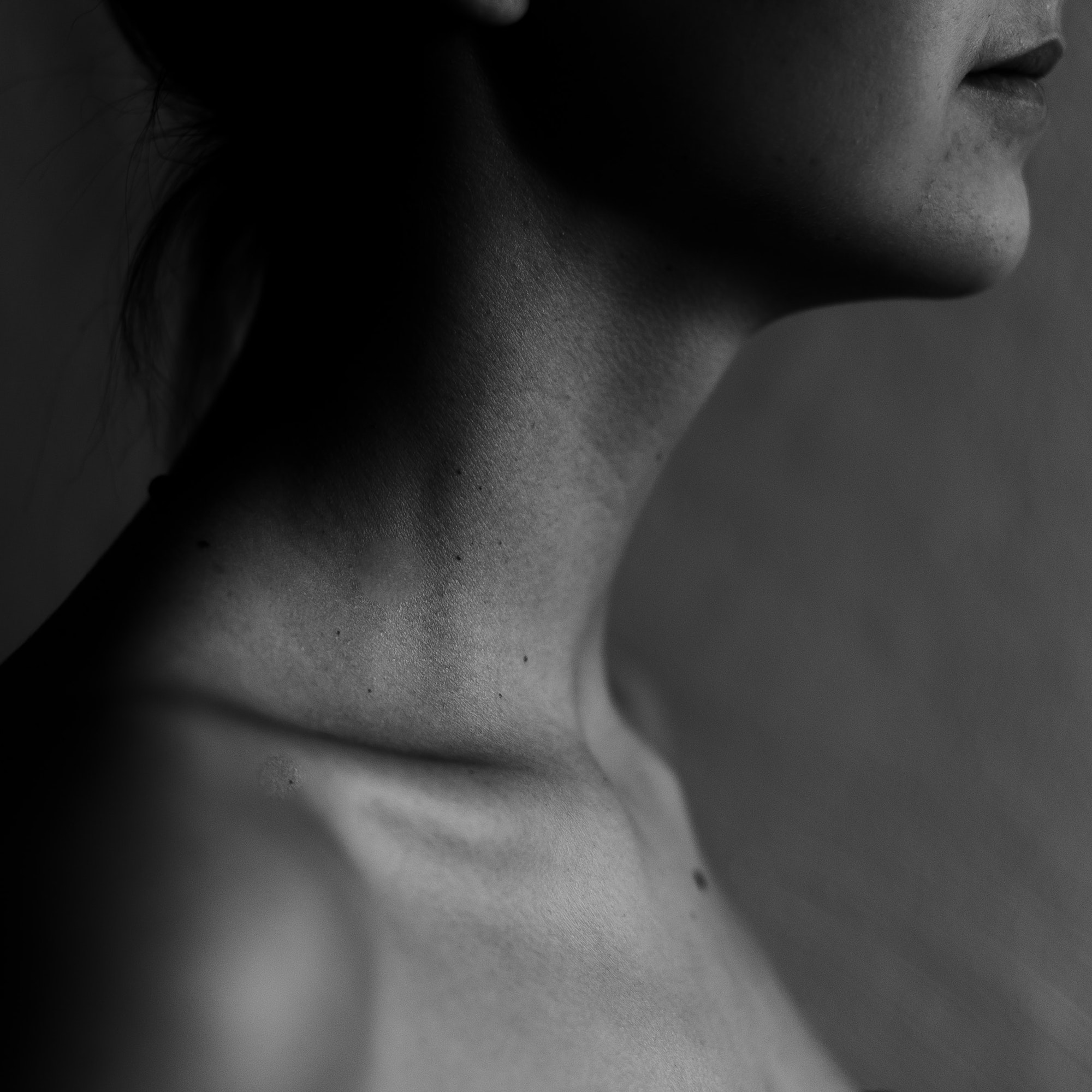 Photo of neck - Credit: Lucija Ros via unsplash.com